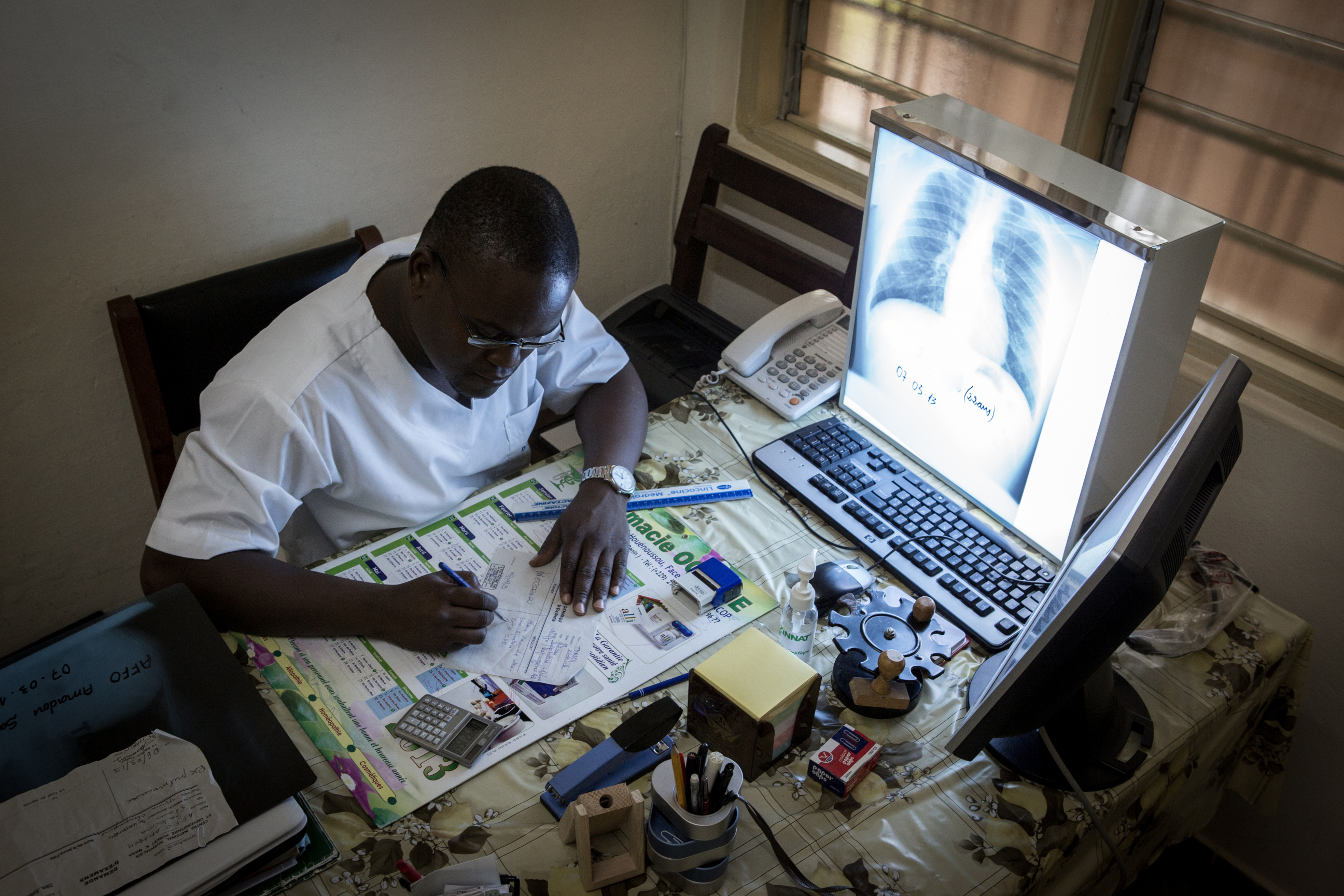 Health care professional with a CXR